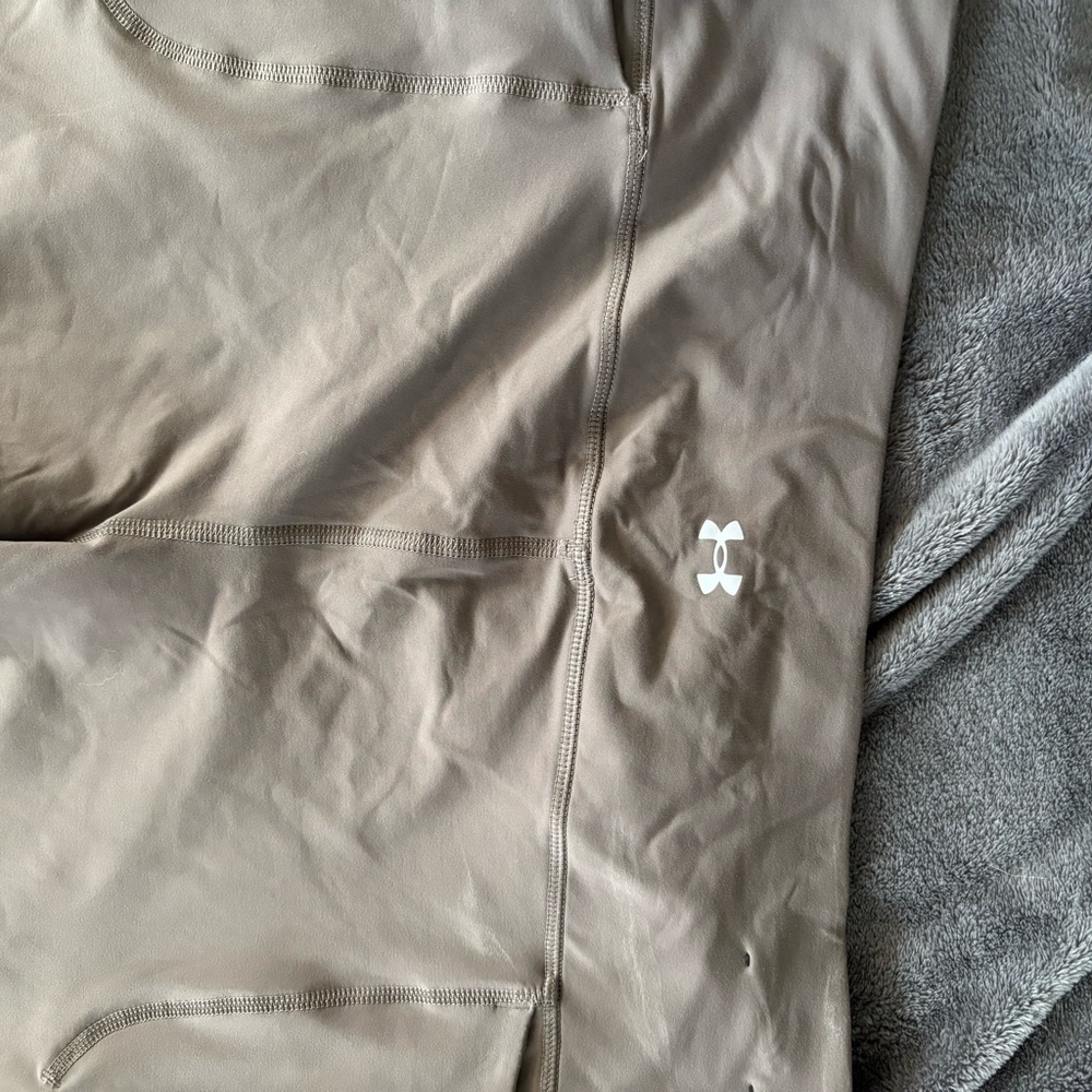 Under Armour Women's Gray Leggings - Picture 3 of 4